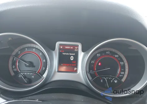 2015 Dodge Journey Limited z USA, uszkodzony, nr VIN 3C4PDDDG5FT584831